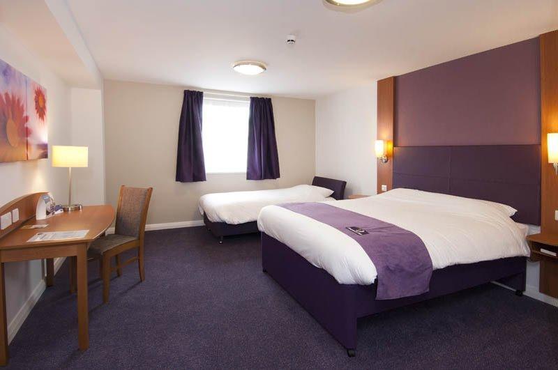 Premier Inn Portsmouth North Harbour Zewnętrze zdjęcie