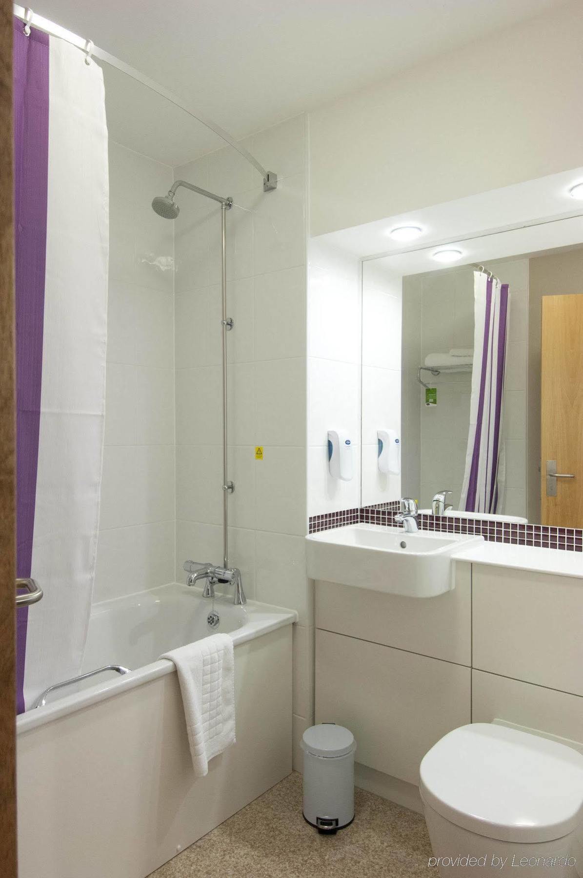 Premier Inn Portsmouth North Harbour Zewnętrze zdjęcie